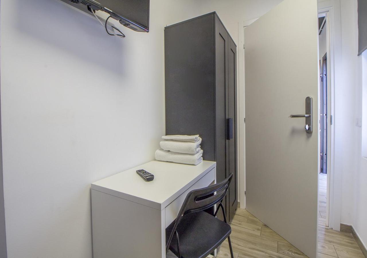 Appartamento Con 2 Camere E 2 Bagni In Centro Con Parcheggio Матера Экстерьер фото