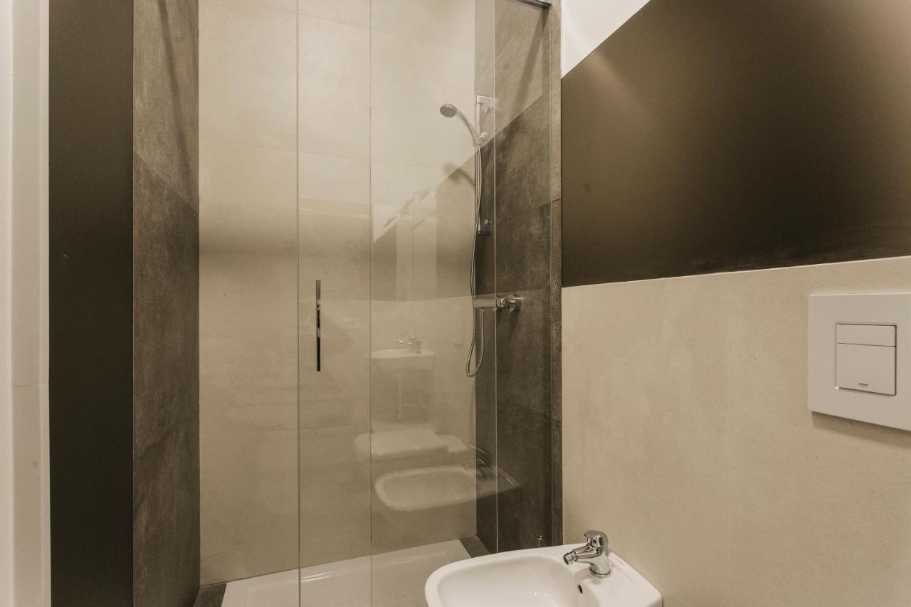 Appartamento Con 2 Camere E 2 Bagni In Centro Con Parcheggio Матера Экстерьер фото