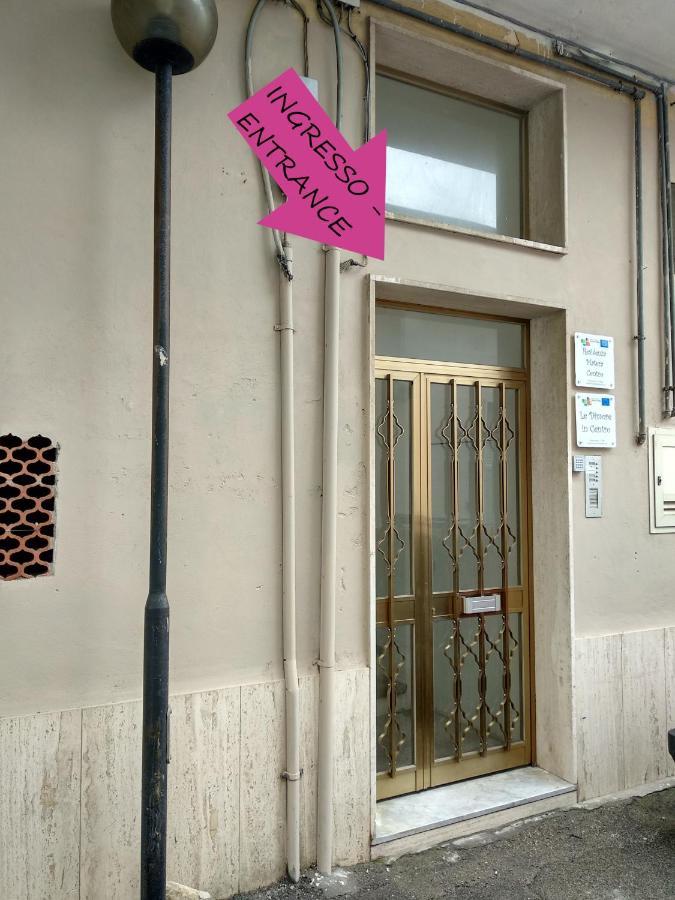 Appartamento Con 2 Camere E 2 Bagni In Centro Con Parcheggio Матера Экстерьер фото